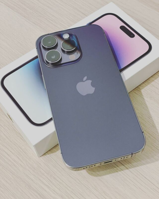 Hallo 👋🏼 Apple iPhone 14 Pro, 512 GB in Dunkellila. 📱🤓 #Apple #iPhone14Pro #newiphone #tech #AppleFangirl